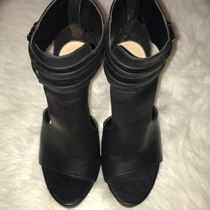 Zara Trafaluc Leather Heel Sandals
